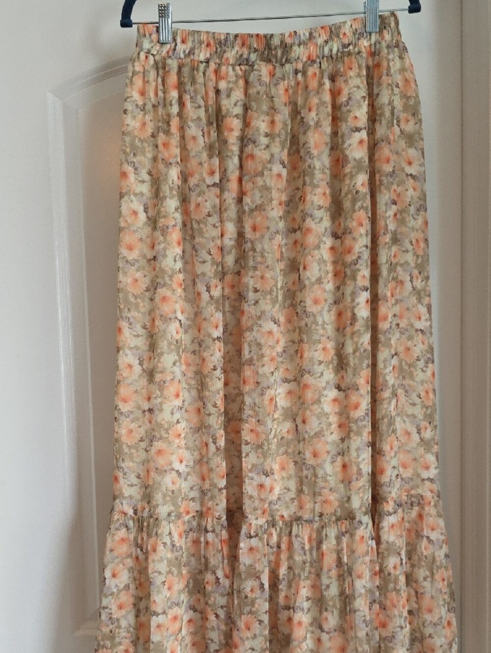NWOT orange creek Large Peach and Cream Floral Tiered Maxi Skirt - Picture 2 of 6